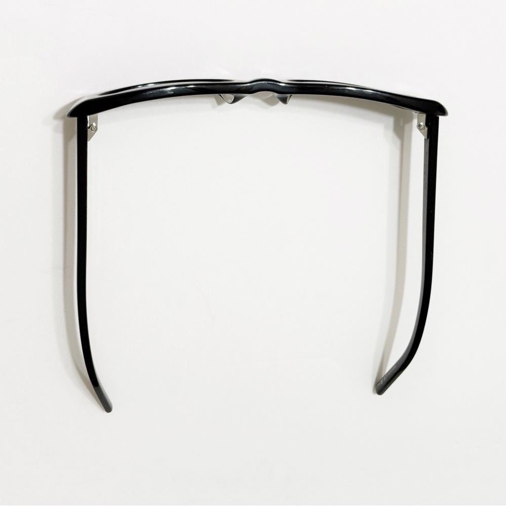 YSL SAINT LAURENT SL 557 BLACK CAT EYE OVAL SUNGLASSES - Picture 6 of 16